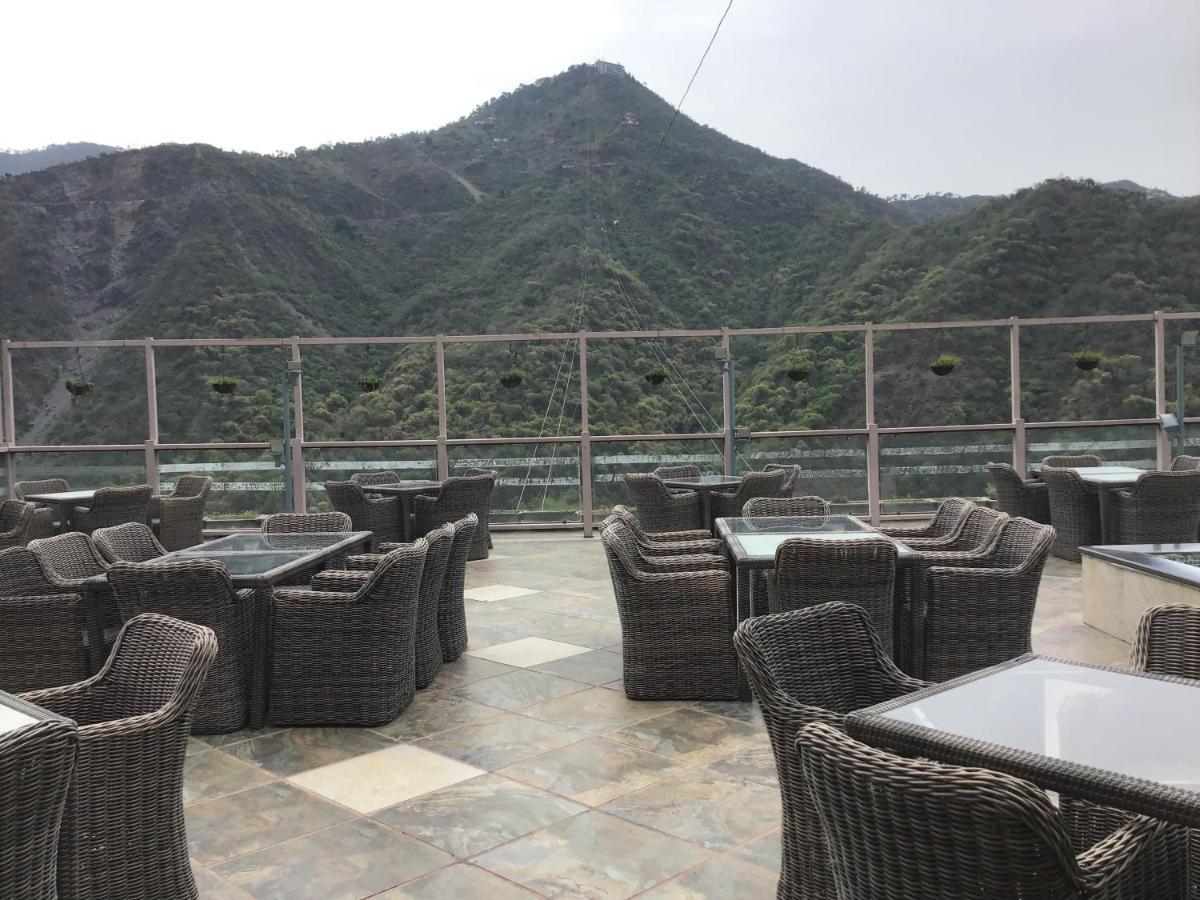 Timber Trail Base Resort - At The Foothills Of Adventure Parwanoo Exterior foto