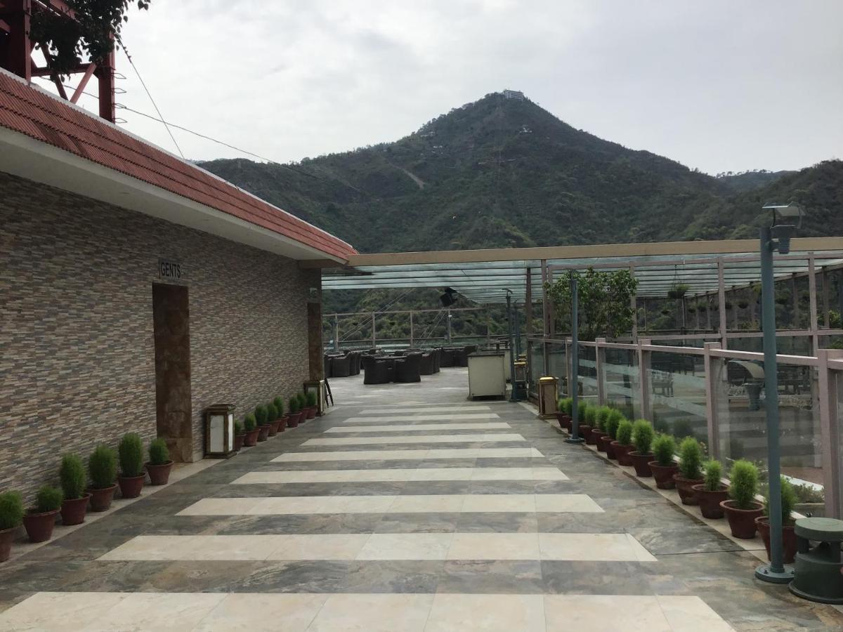Timber Trail Base Resort - At The Foothills Of Adventure Parwanoo Exterior foto